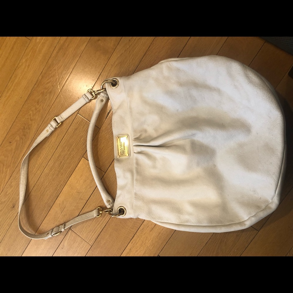 Marc Jacobs messenger bag